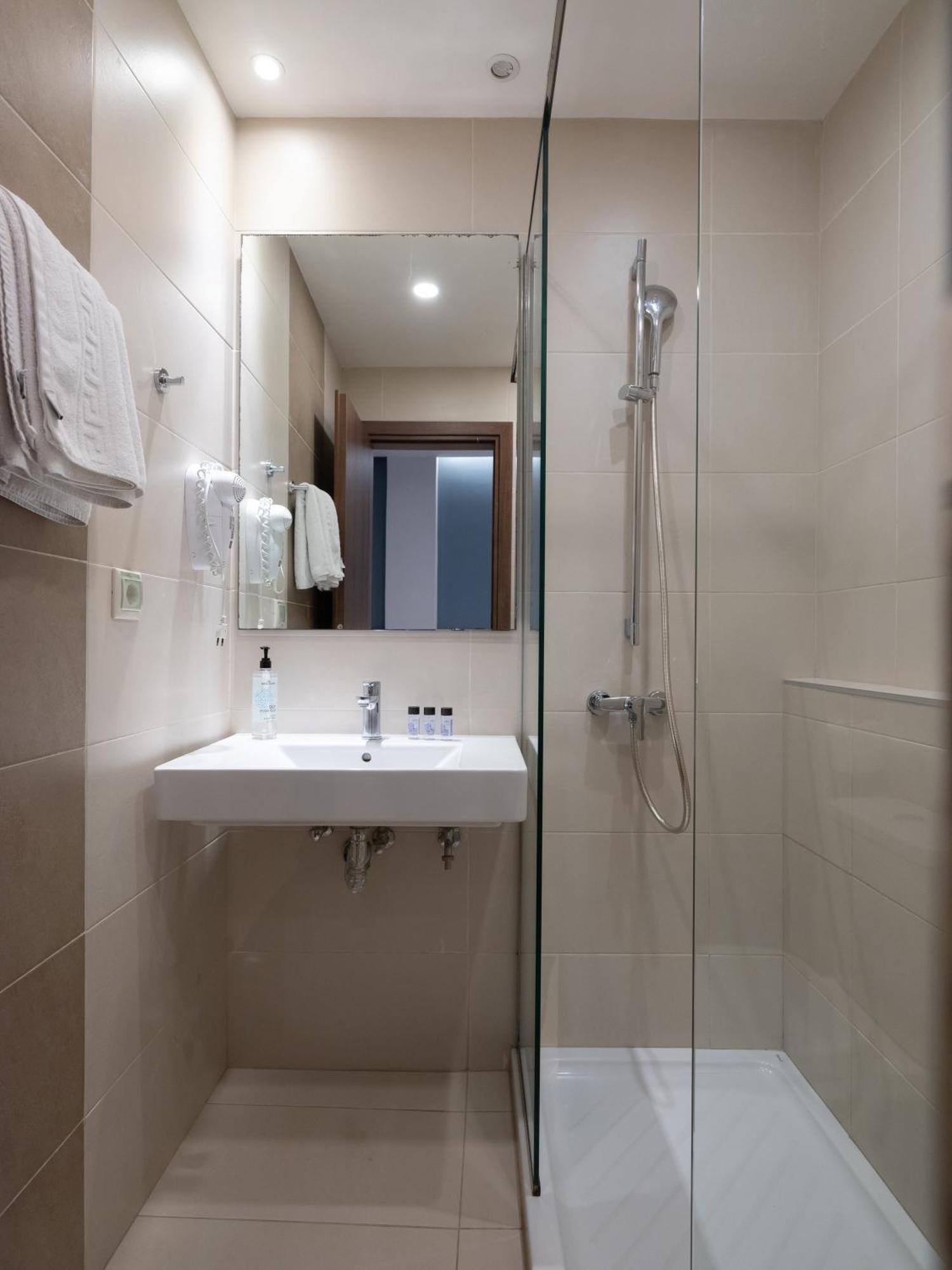 Athinaiko Hotel Heraklion  ภายนอก รูปภาพ