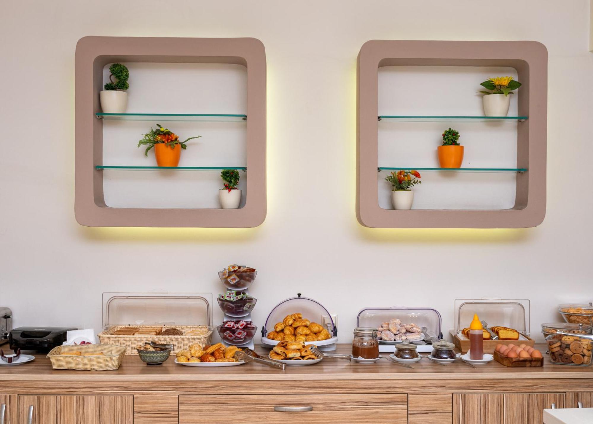 Athinaiko Hotel Heraklion  ภายนอก รูปภาพ